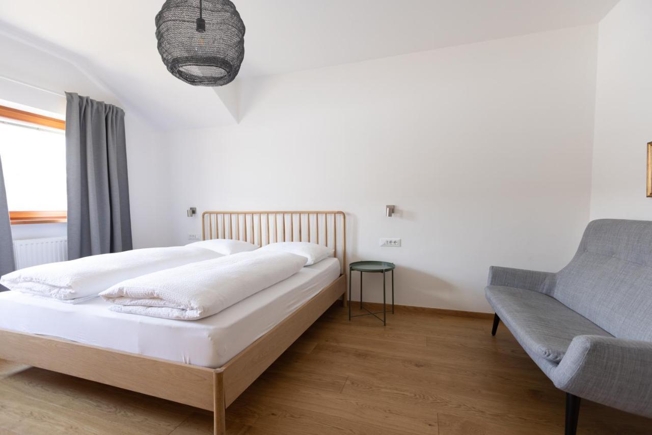 Schoene Wohnung Am Stadtrand Von Meran Valentinhof Luaran gambar